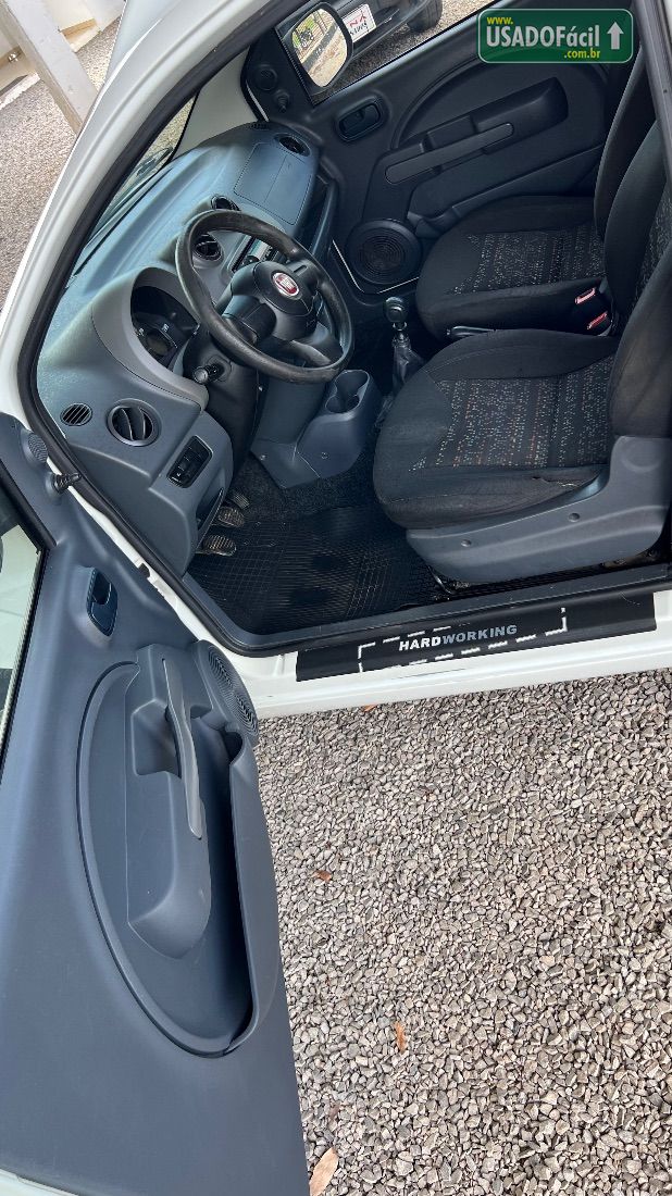 Fiat Fiorino Furgão Hard Working 1.4 Flex 2018/2018 — foto 9 de 13