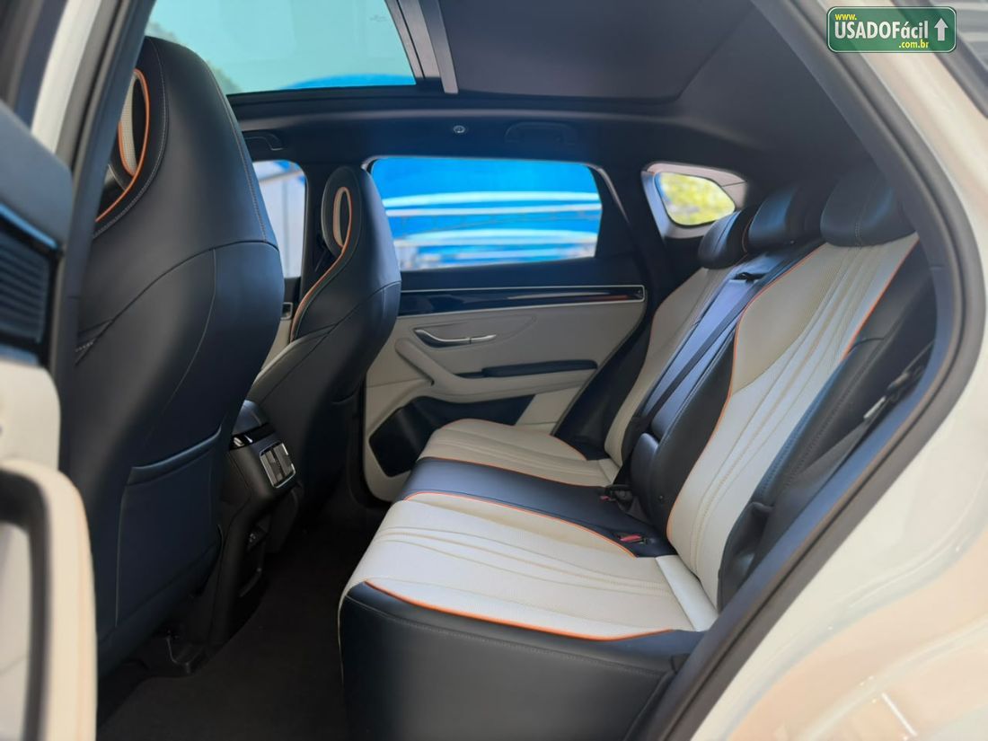 BYD BYD Song Plus 1.5 Automático Híbrido 2023/2024 — foto 13 de 17