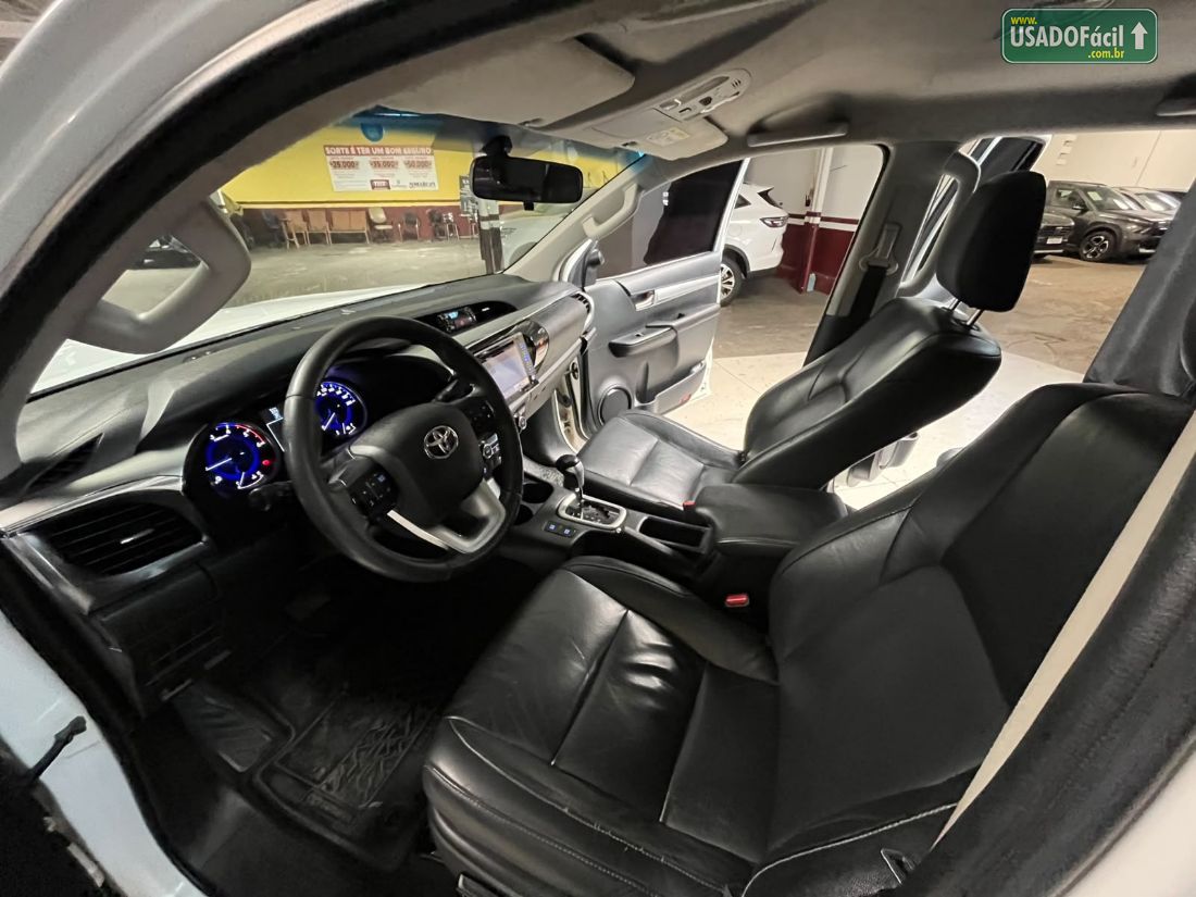Toyota Hilux SRX CD 2.8 4x4 TDI Automático Diesel 2016/2016 — foto 12 de 19