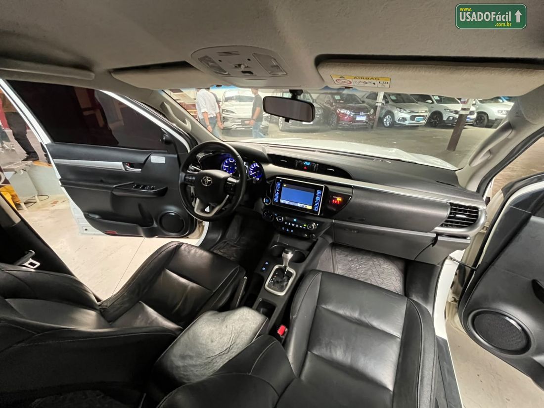 Toyota Hilux SRX CD 2.8 4x4 TDI Automático Diesel 2016/2016 — foto 15 de 19
