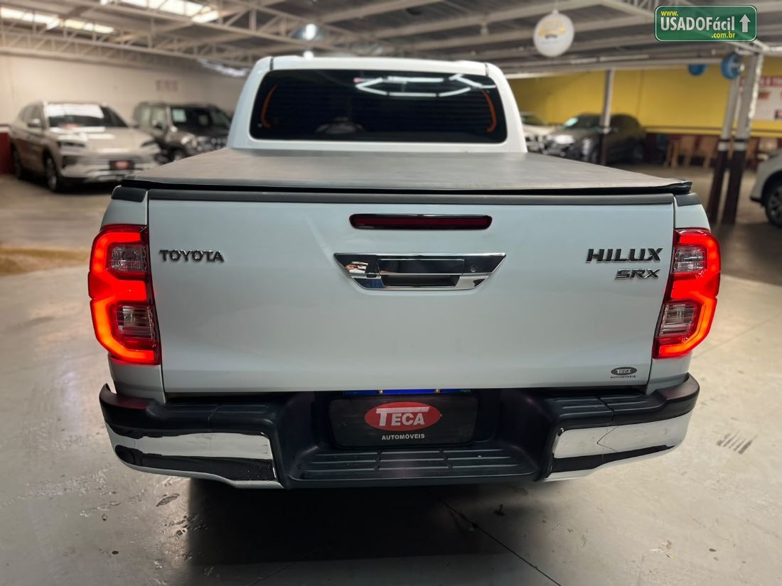 Toyota Hilux SRX CD 2.8 4x4 TDI Automático Diesel 2016/2016 — foto 7 de 19
