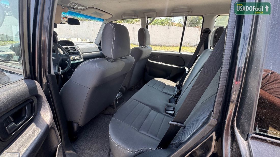 Mitsubishi Pajero TR4 2.0 4x4 Automático 2012/2013 — foto 8 de 14