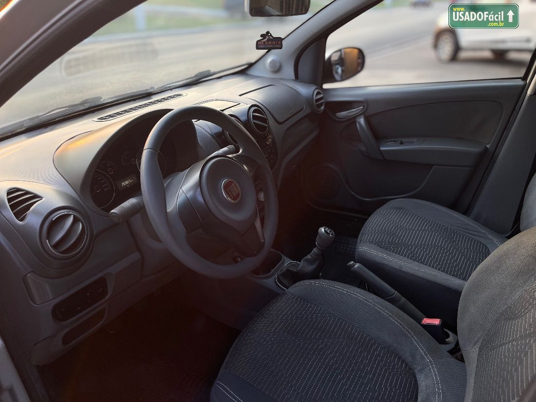 Fiat Palio Attractive 1.0 EVO Fire Flex 5P 2012/2013 — foto 7 de 9