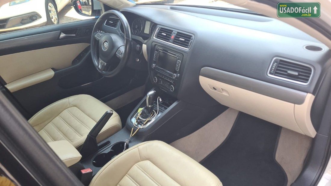 Volkswagen Jetta Highline 2.0 TSI Automático Tiptronic 2011/2011 — foto 9 de 15