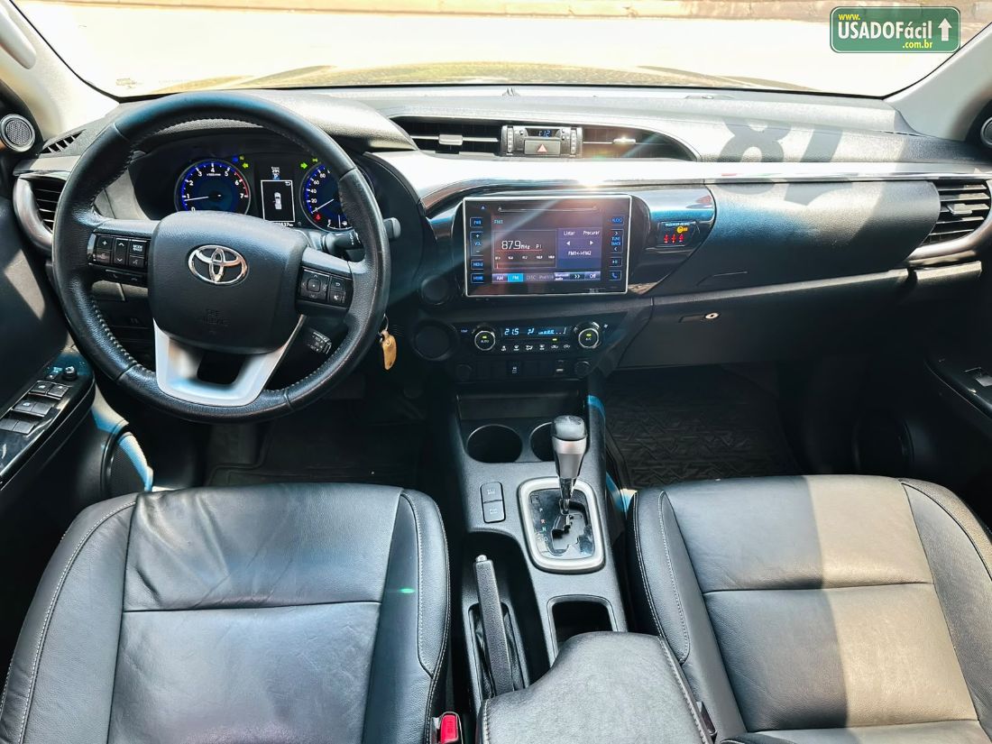 Toyota Hilux SRV CD 2.7 4X2 Automático Flex 2017/2018 — foto 12 de 17