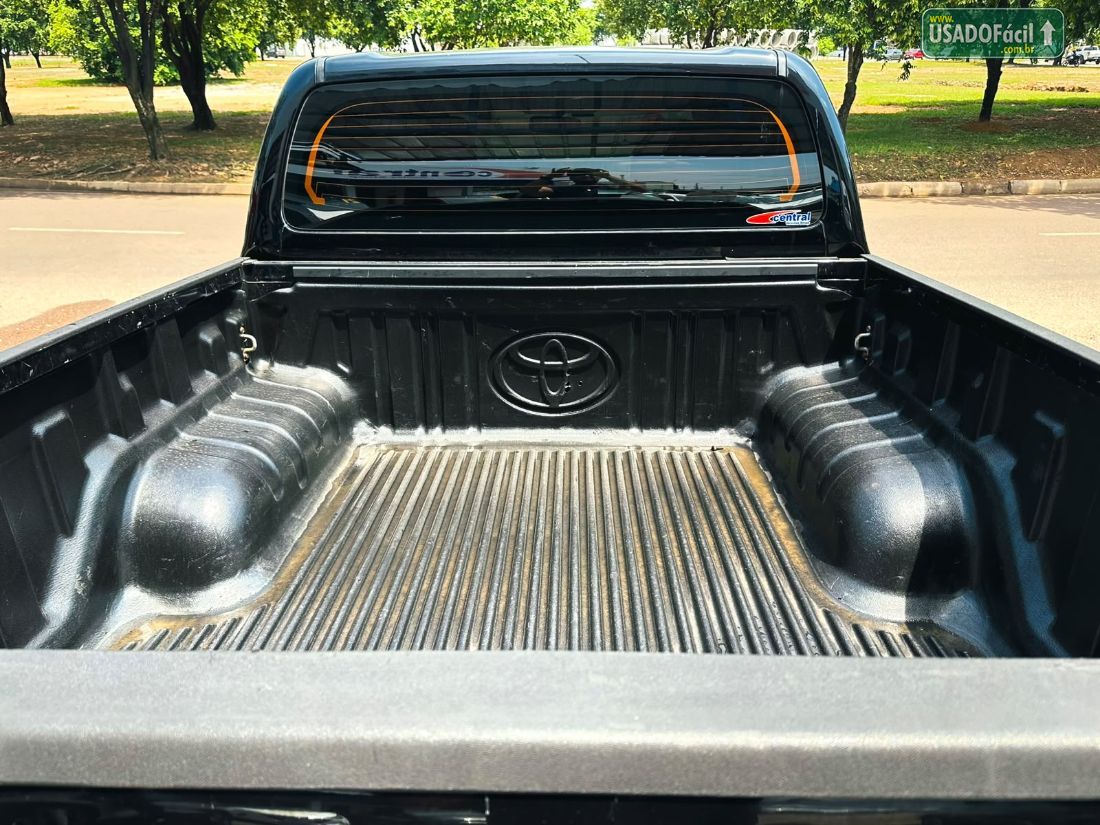 Toyota Hilux SRV CD 2.7 4X2 Automático Flex 2017/2018 — foto 16 de 17