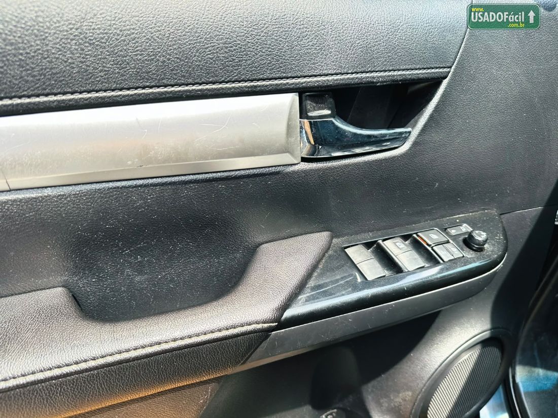 Toyota Hilux SRV CD 2.7 4X2 Automático Flex 2017/2018 — foto 4 de 17