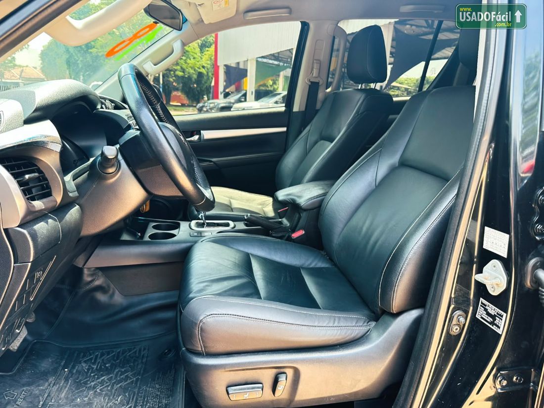 Toyota Hilux SRV CD 2.7 4X2 Automático Flex 2017/2018 — foto 5 de 17
