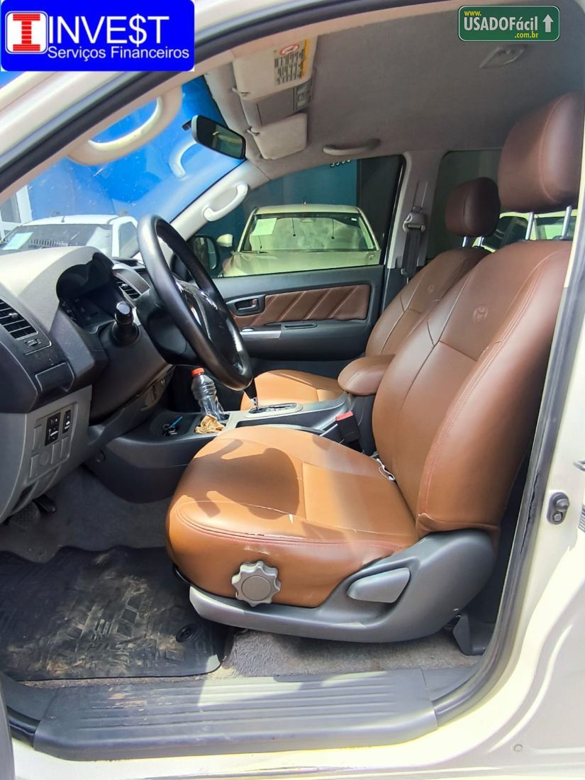 Toyota Hilux SR CD 2.7 4x2 Automático Flex 2014/2014 — foto 11 de 21