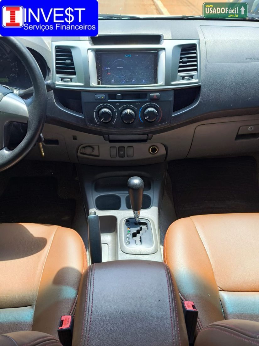 Toyota Hilux SR CD 2.7 4x2 Automático Flex 2014/2014 — foto 16 de 21