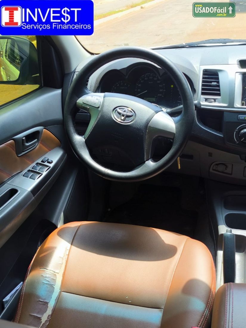 Toyota Hilux SR CD 2.7 4x2 Automático Flex 2014/2014 — foto 18 de 21