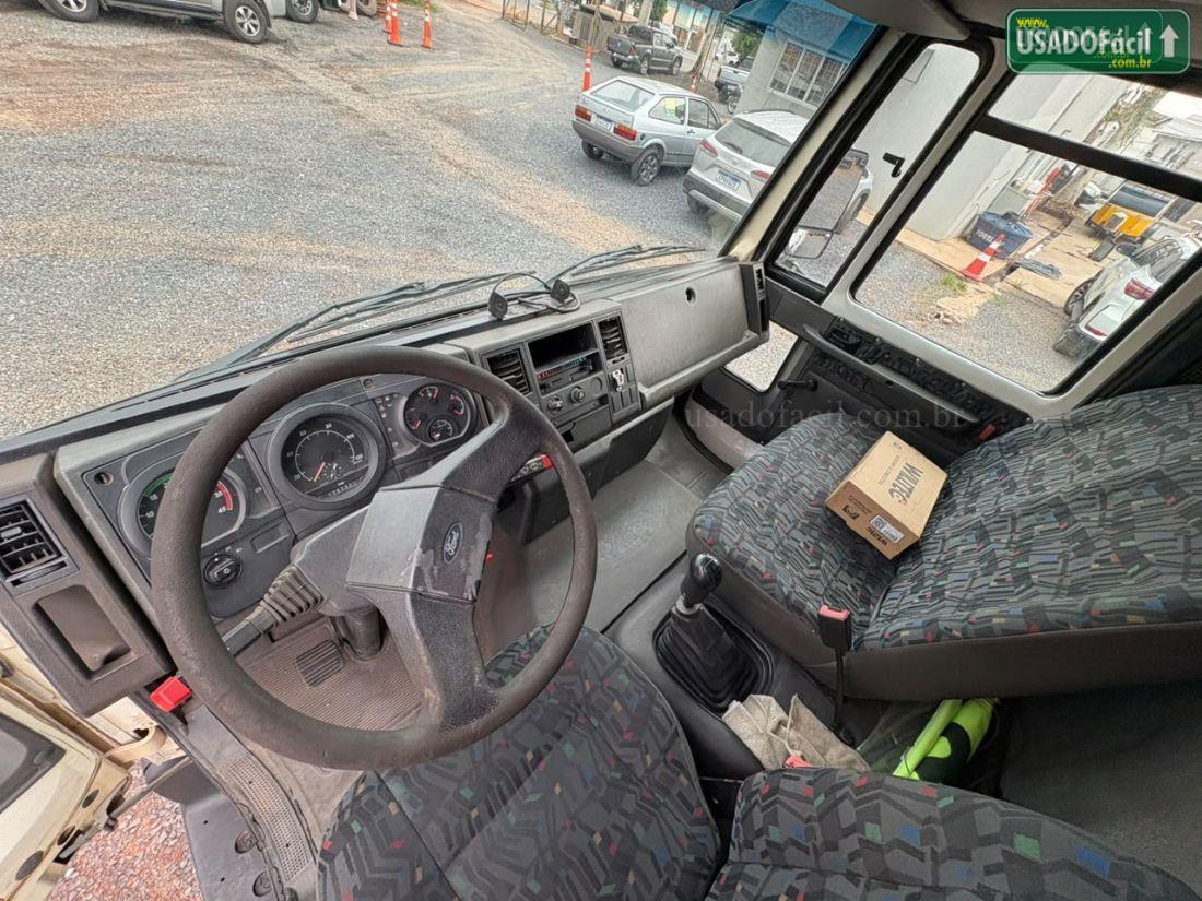 FORD ford Cargo 712 E Turbo 2P Diesel 2009/2009 — foto 12 de 12