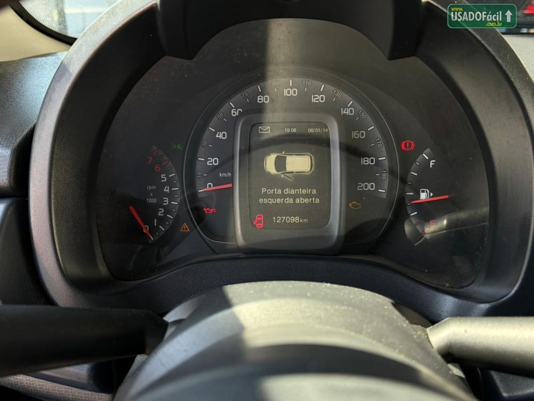 Fiat Uno Attractive 1.0 Flex 5P 2016/2017 — foto 11 de 11