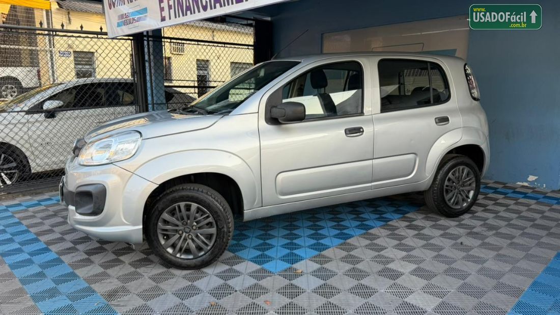 Fiat Uno Attractive 1.0 Flex 5P 2016/2017 — foto 7 de 11