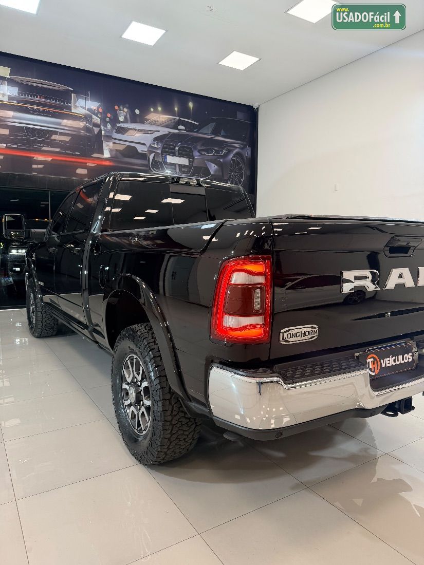 RAM Ram 3500 Limited Longhorn CD 6.7 Turbo Diesel 2023/2024 — foto 10 de 20