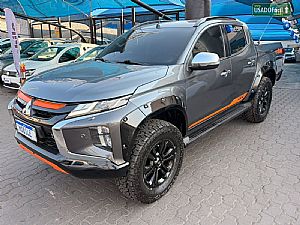 MITSUBISHI L200 Triton Sport HPE-S ED SERTOES CD 2.4 Automático Diesel