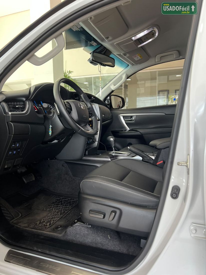 Toyota Hilux SW4 SRX Platinum 2.8 4x4 Turbo Automático Diesel 2025/2025 — foto 11 de 16