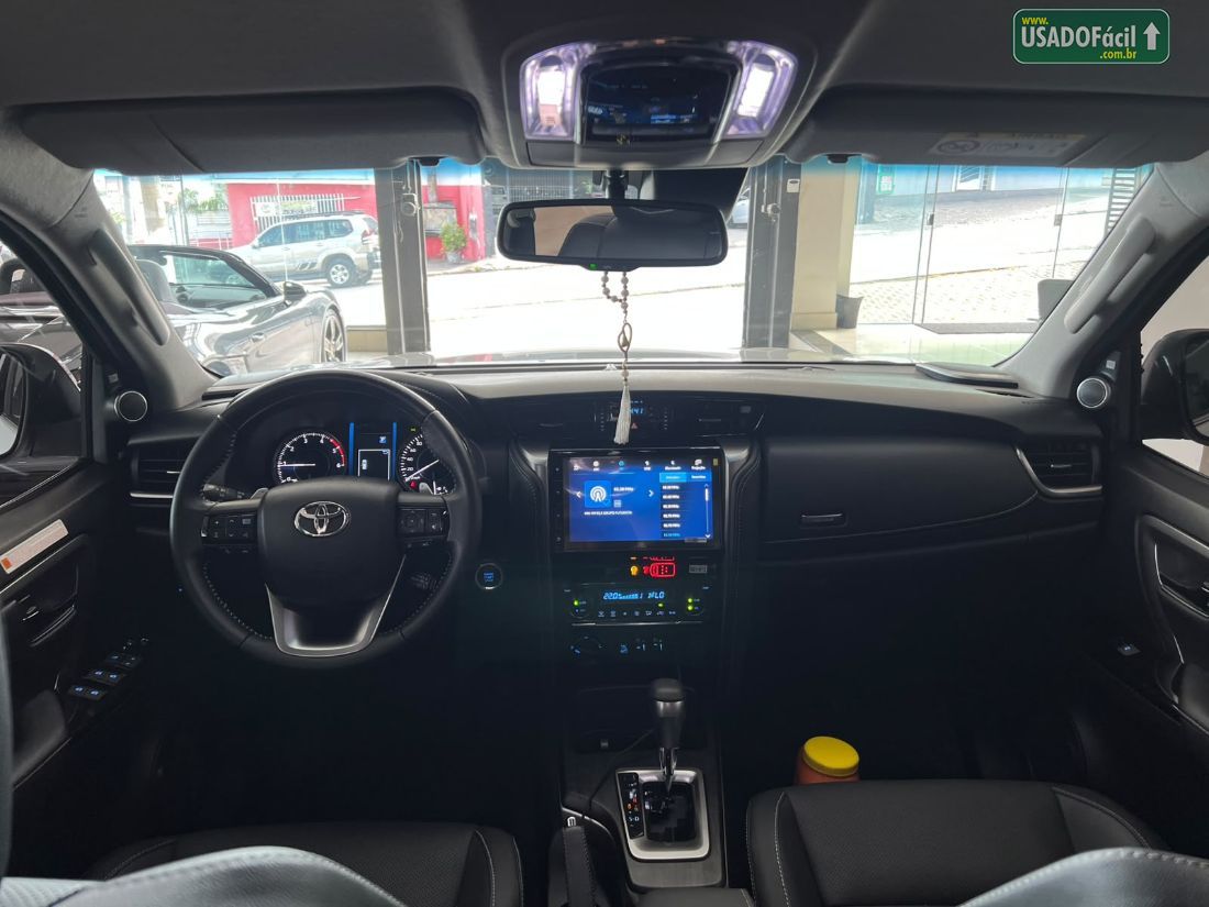 Toyota Hilux SW4 SRX Platinum 2.8 4x4 Turbo Automático Diesel 2025/2025 — foto 13 de 16