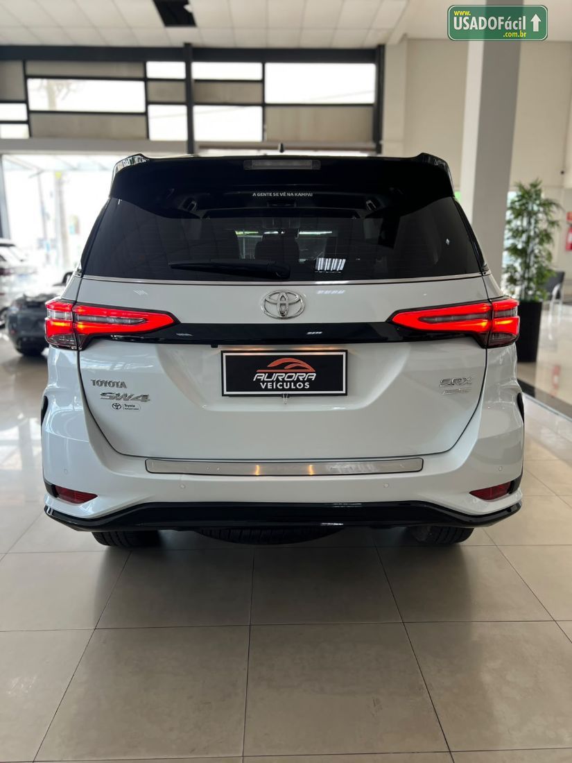 Toyota Hilux SW4 SRX Platinum 2.8 4x4 Turbo Automático Diesel 2025/2025 — foto 4 de 16