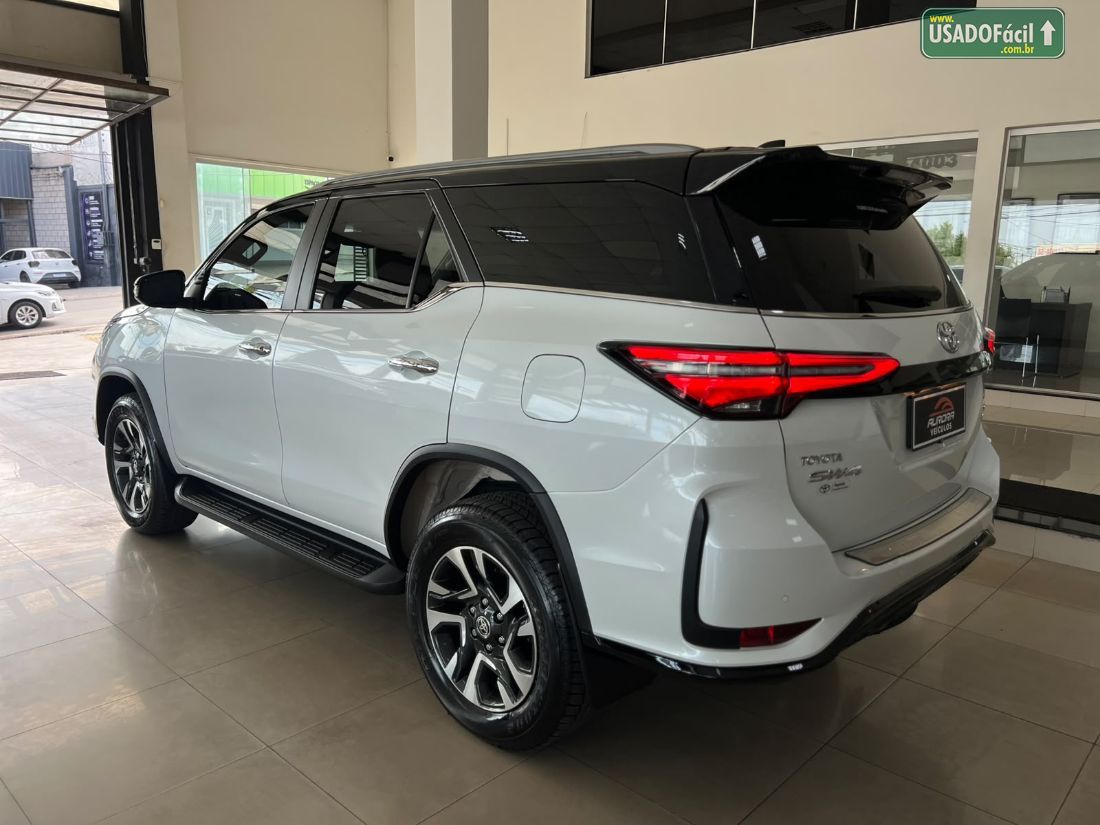 Toyota Hilux SW4 SRX Platinum 2.8 4x4 Turbo Automático Diesel 2025/2025 — foto 5 de 16