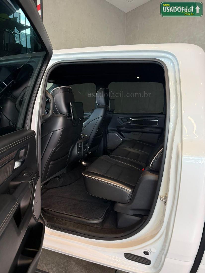 RAM RAM RAM 1500 LARAMIE NIGHT EDITION BI-TURBO 3.0 2025/2025 — foto 10 de 18