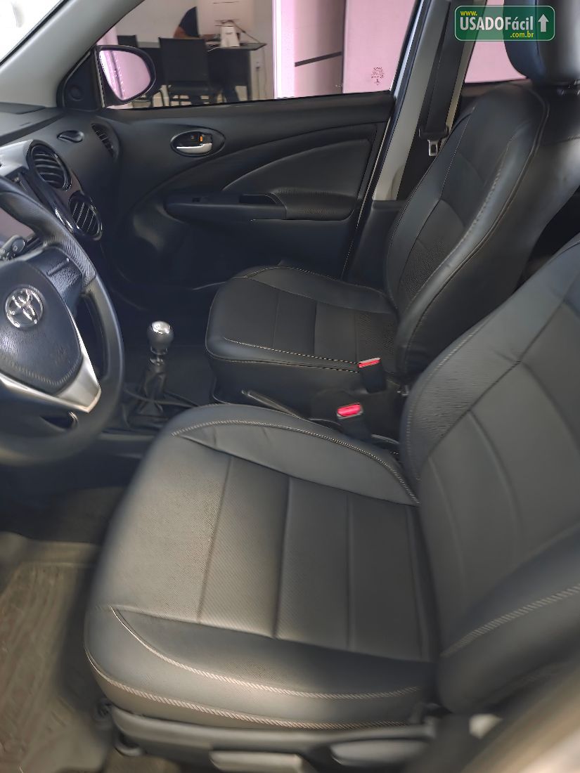 Toyota Etios Hatch X 1.3 Mecânico Flex 2018/2019 — foto 14 de 24