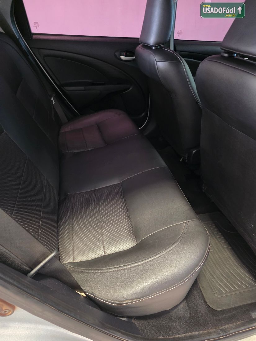 Toyota Etios Hatch X 1.3 Mecânico Flex 2018/2019 — foto 17 de 24