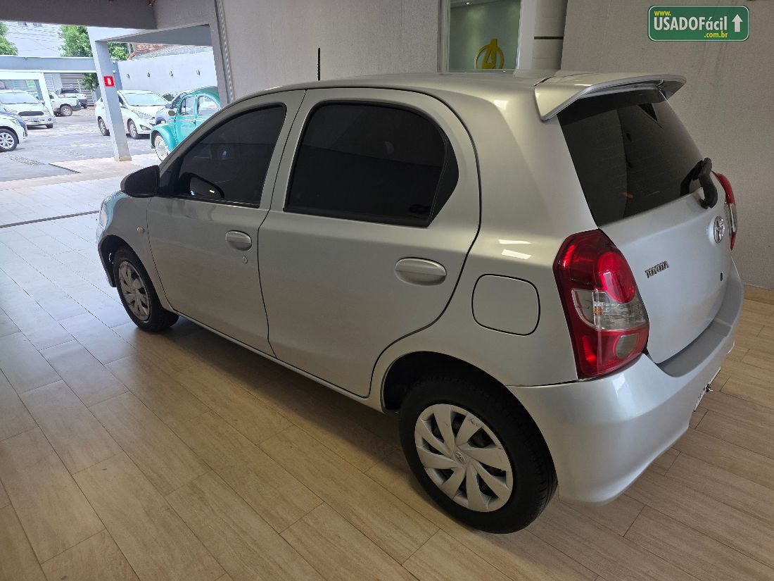 Toyota Etios Hatch X 1.3 Mecânico Flex 2018/2019 — foto 4 de 24