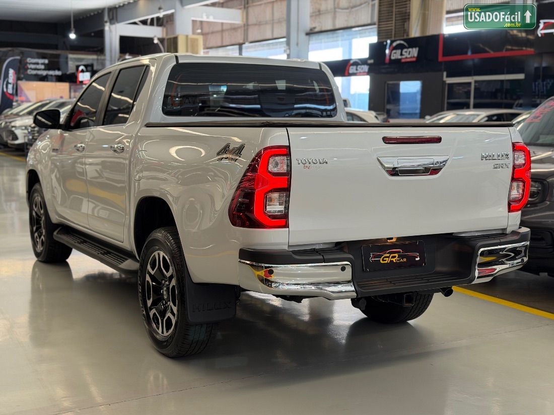 Toyota Hilux SRX CD 2.8 4x4 TDI Automático Diesel 2024/2024 — foto 6 de 10