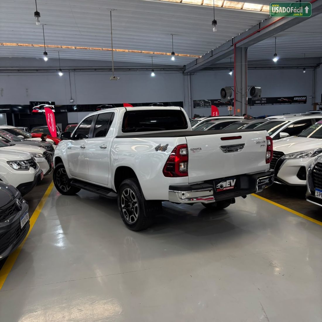 Toyota Hilux SRX CD 2.8 4x4 TDI Automático Diesel 2024/2024 — foto 8 de 18