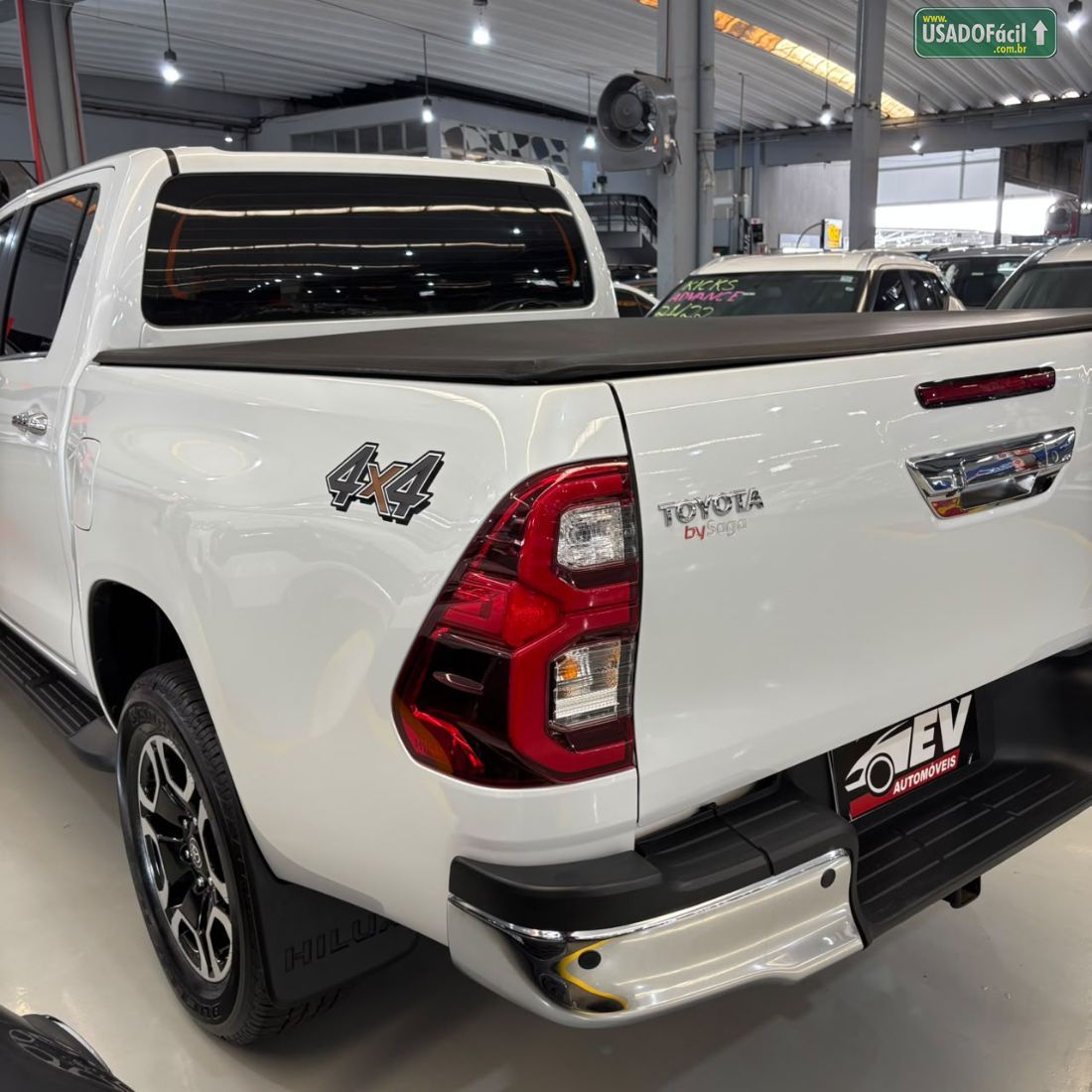 Toyota Hilux SRX CD 2.8 4x4 TDI Automático Diesel 2024/2024 — foto 9 de 18