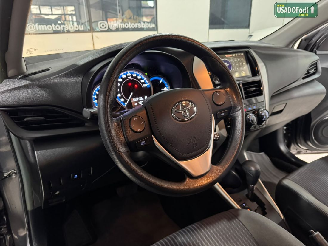 Toyota Yaris Sedan XL Live 1.5 Automático Flex 2021/2022 — foto 12 de 20