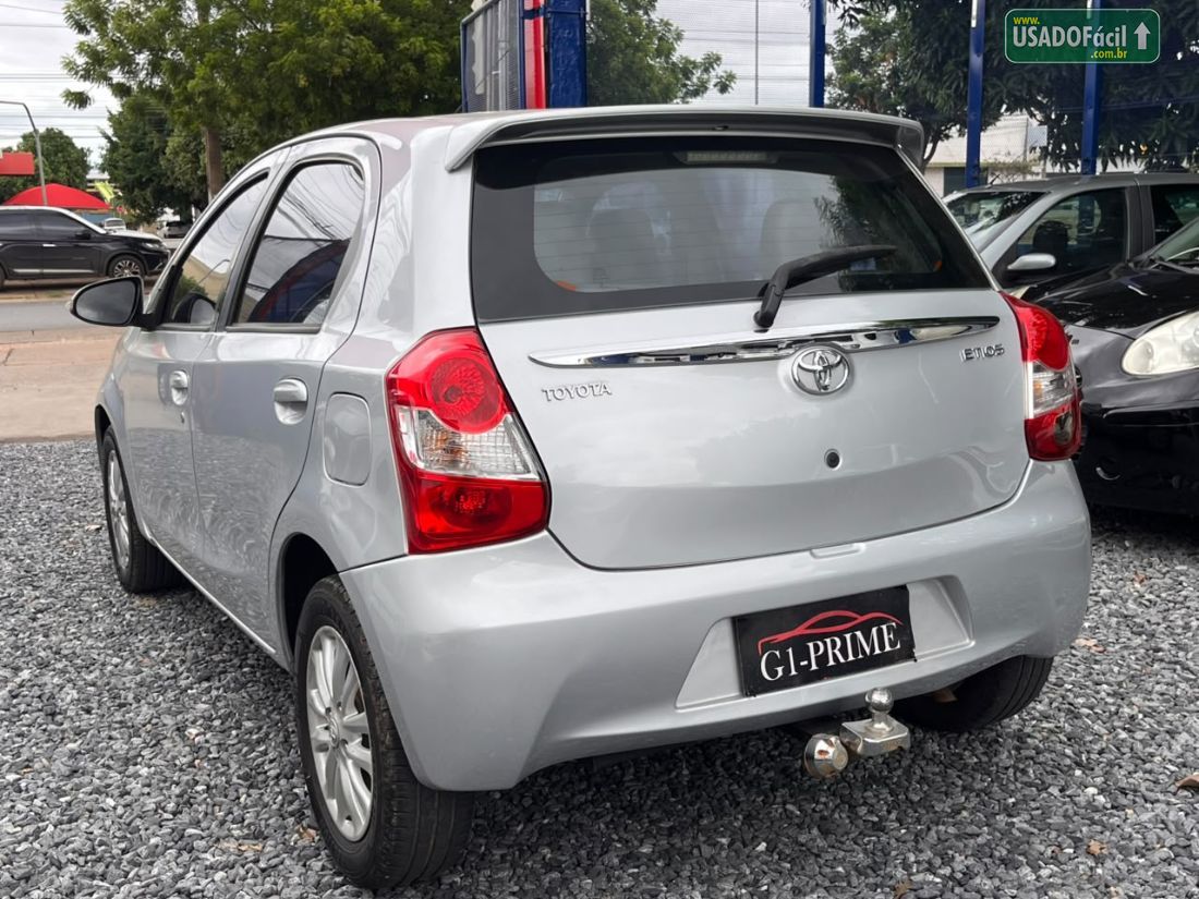 Toyota Etios Hatch XLS 1.5 Mecânico Flex 2016/2016 — foto 5 de 10