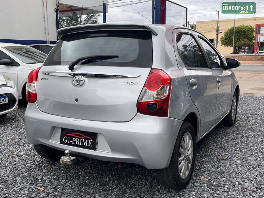 Toyota Etios Hatch XLS 1.5 Mecânico Flex 2016/2016 — foto 6 de 10