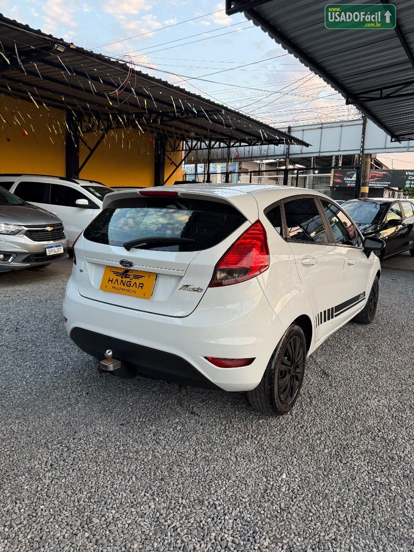 Ford Fiesta Hatch SE Mecânico 5P Flex 2016/2017 — foto 13 de 14