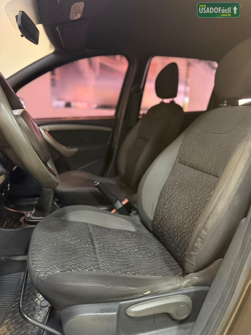 Renault Duster Expression 1.6 Mecânico Hi-Flex 2015/2016 — foto 4 de 8