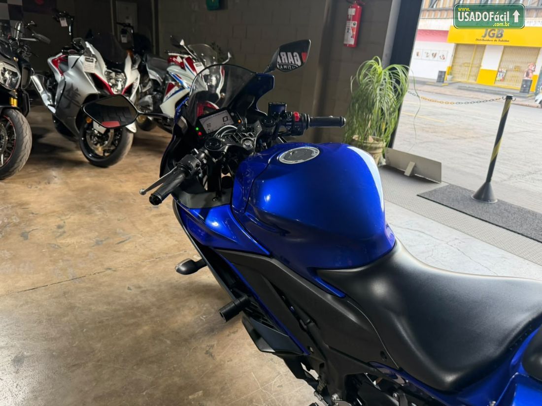 Yamaha YZF R-3 321 2022/2023 — foto 6 de 12