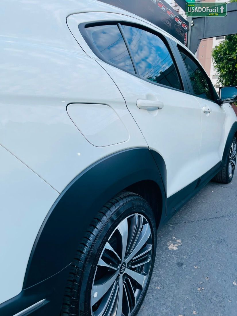 Fiat Fastback Audace 200 Turbo Automático Híbri­do 2024/2025 — foto 10 de 17