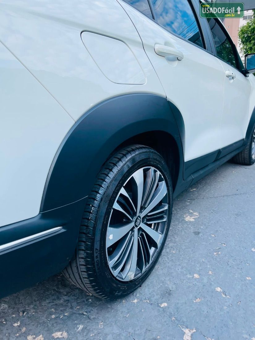 Fiat Fastback Audace 200 Turbo Automático Híbri­do 2024/2025 — foto 9 de 17