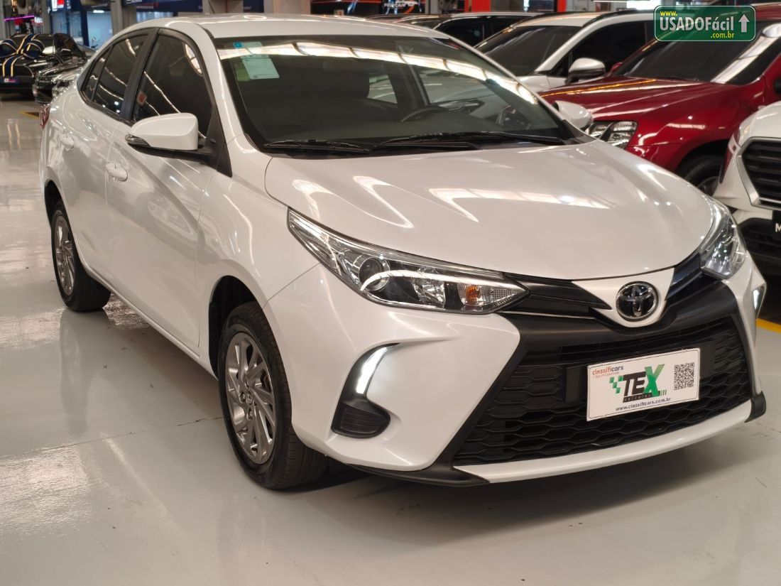 Toyota Yaris Sedan XS 1.5 Automático Flex 2023/2023 — foto 2 de 16