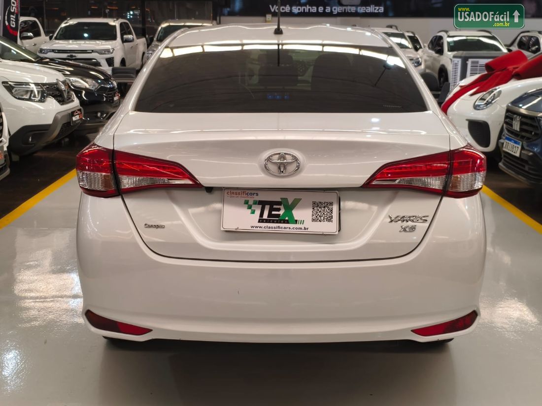 Toyota Yaris Sedan XS 1.5 Automático Flex 2023/2023 — foto 6 de 16