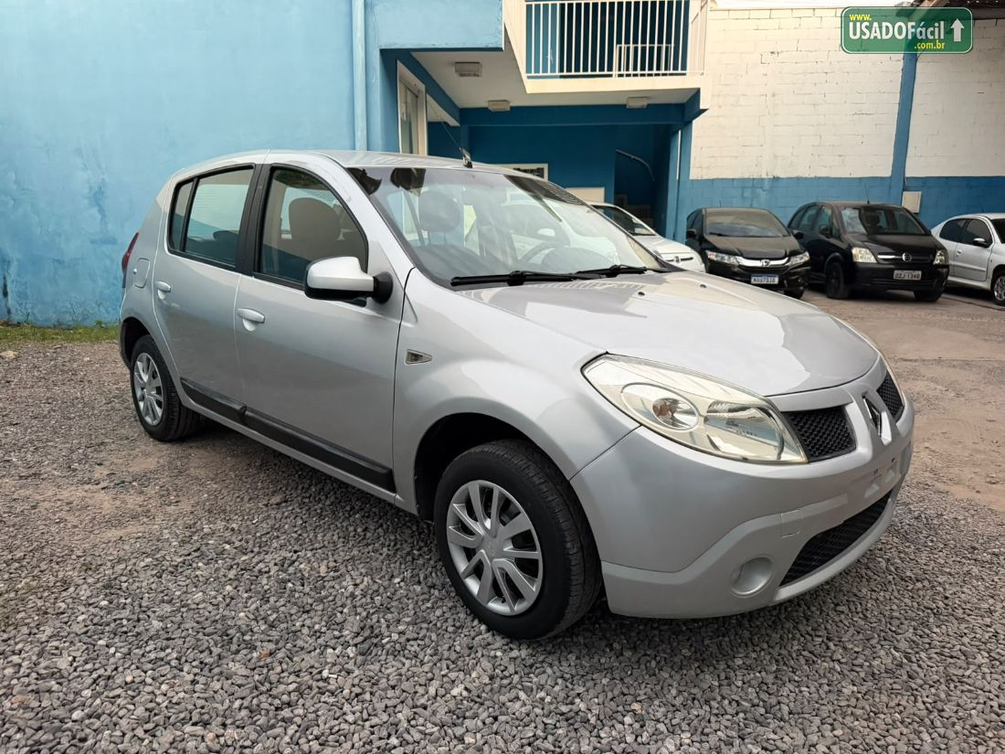 Renault Sandero Expression 1.0 Hi-Flex 5P 2010/2011 — foto 3 de 10