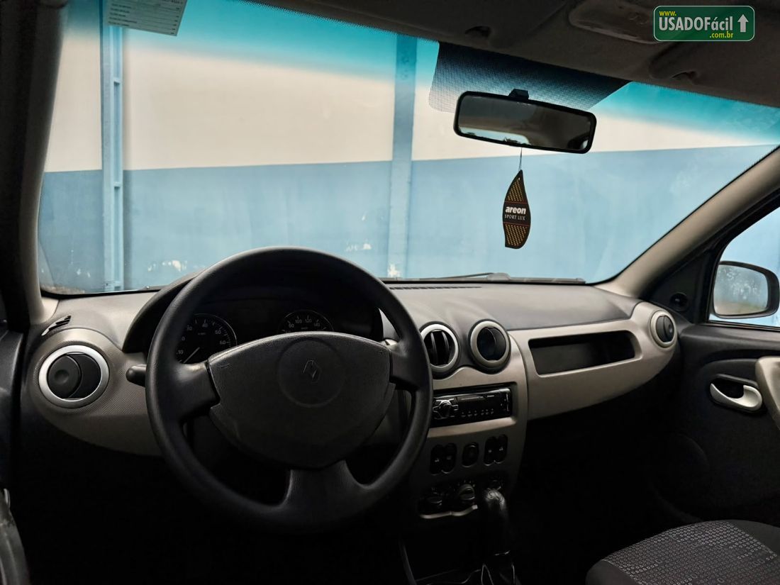 Renault Sandero Expression 1.0 Hi-Flex 5P 2010/2011 — foto 9 de 10