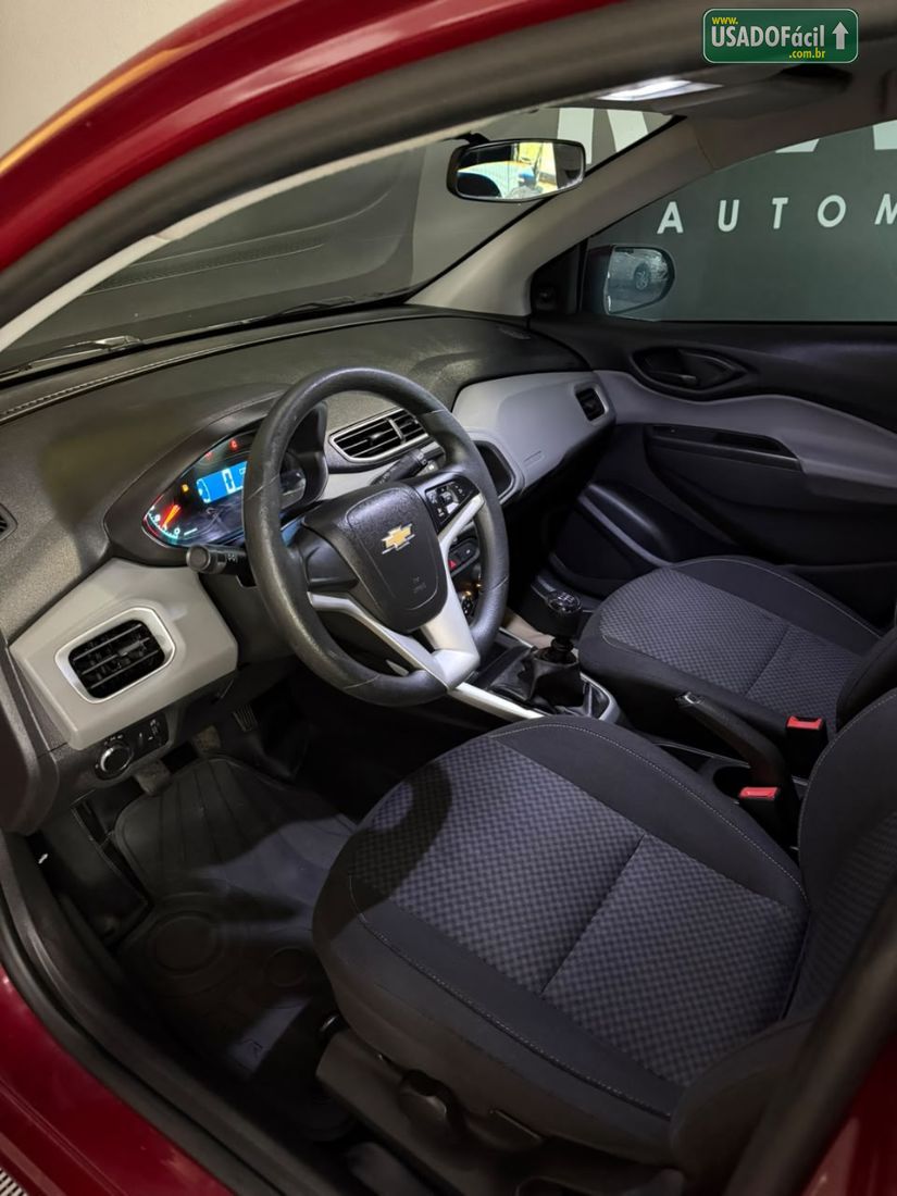 CHEVROLET/GM Onix Hatch LT 1.0 Mecânico Flex 2017/2018 — foto 10 de 11