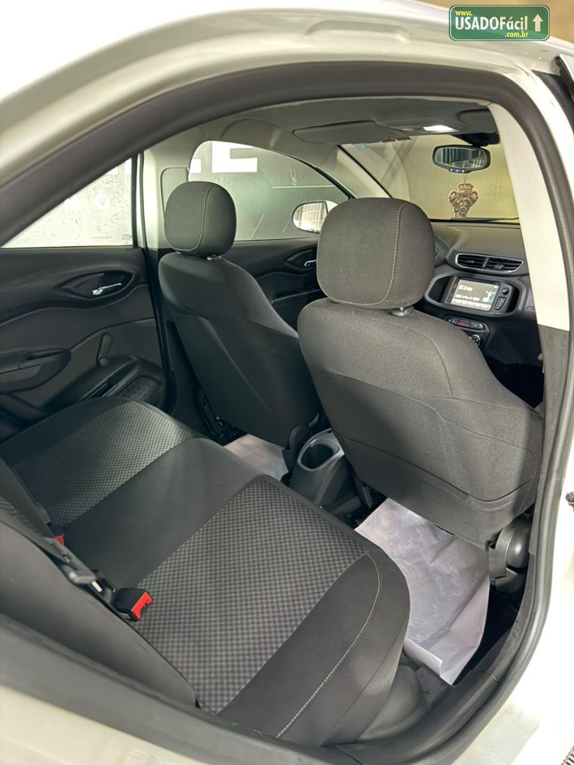 CHEVROLET/GM Prisma Sedan LT 1.4 Automático FlexPower 2017/2017 — foto 6 de 10