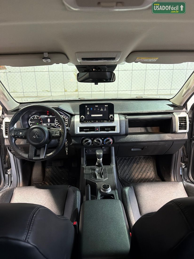 MITSUBISHI Triton GLS CD 2.4 4x4 Turbo Automático Diesel 2025/2026 — foto 13 de 18