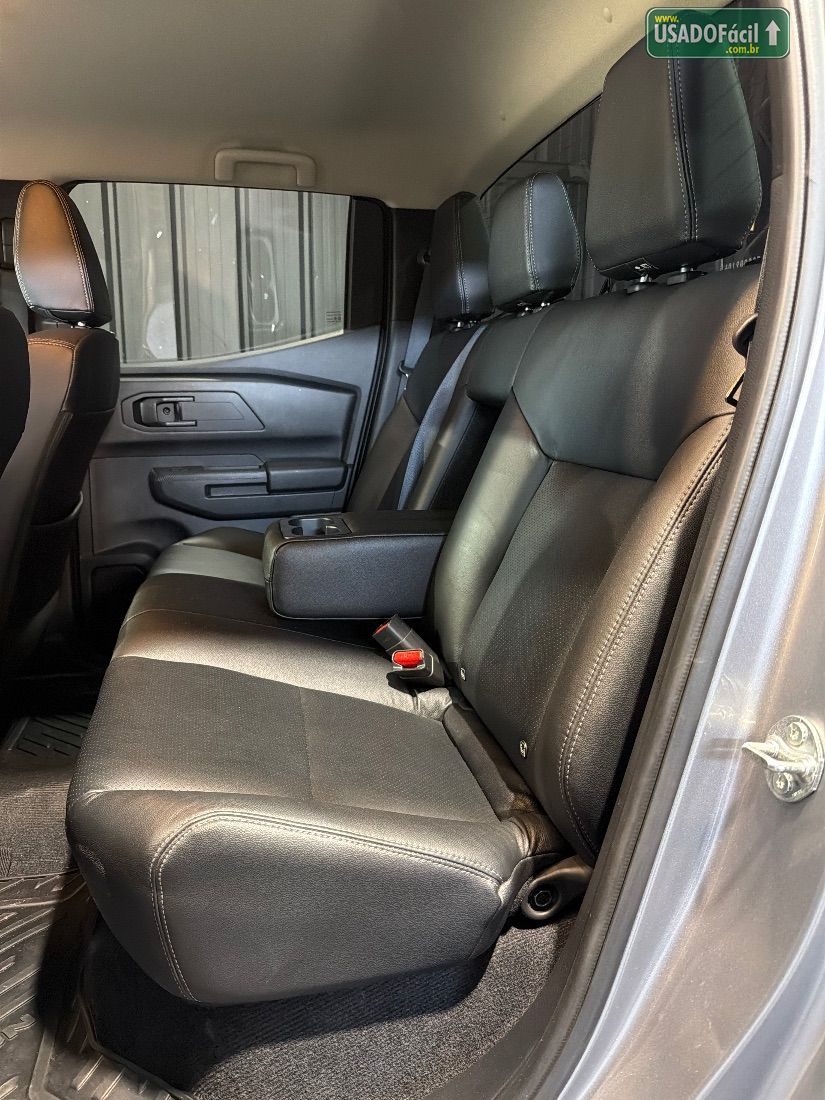 MITSUBISHI Triton GLS CD 2.4 4x4 Turbo Automático Diesel 2025/2026 — foto 15 de 18
