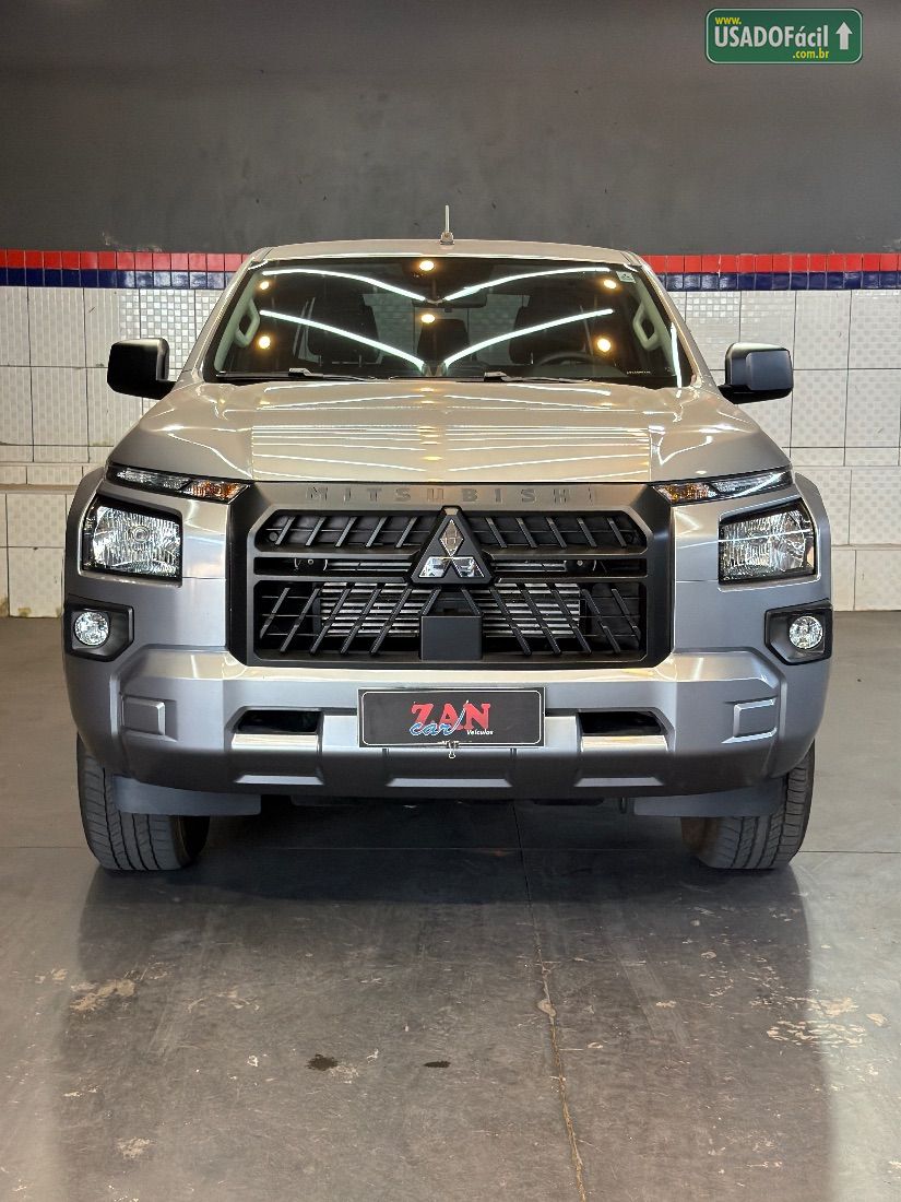 MITSUBISHI Triton GLS CD 2.4 4x4 Turbo Automático Diesel 2025/2026 — foto 2 de 18