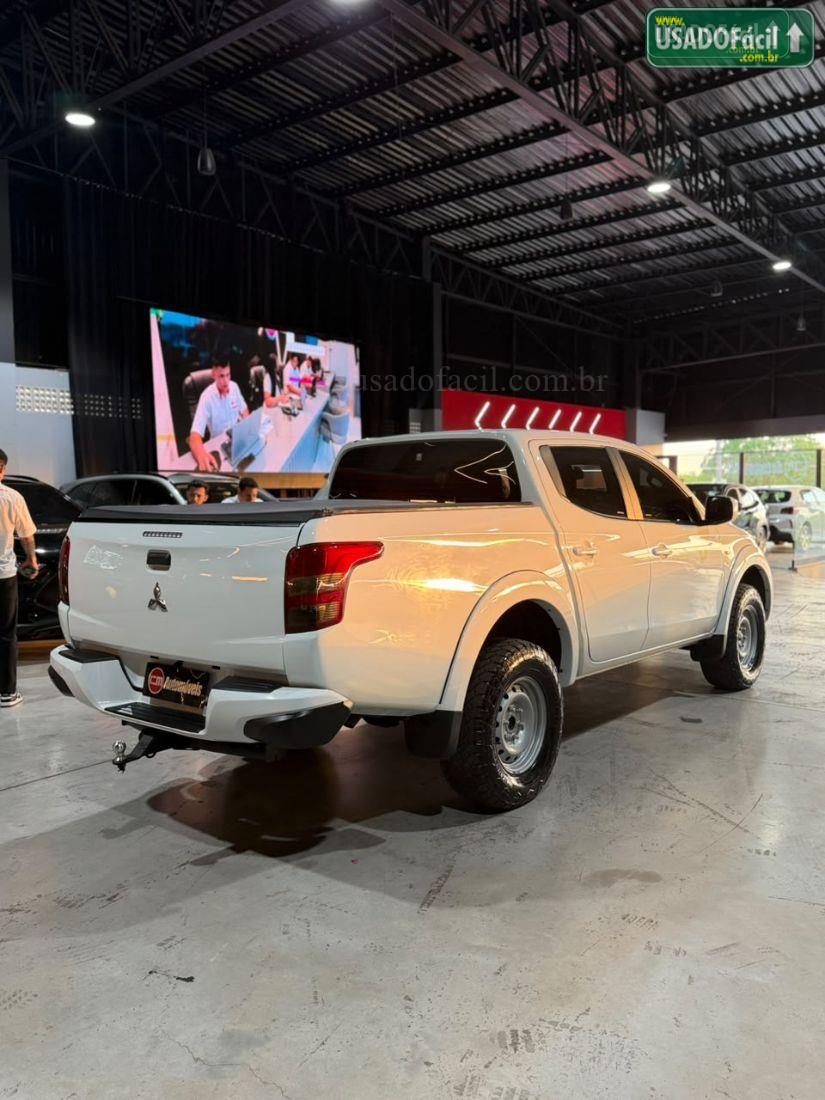MITSUBISHI L200 Triton Spo 2.4 Automático Diesel 2023/2024 — foto 6 de 13