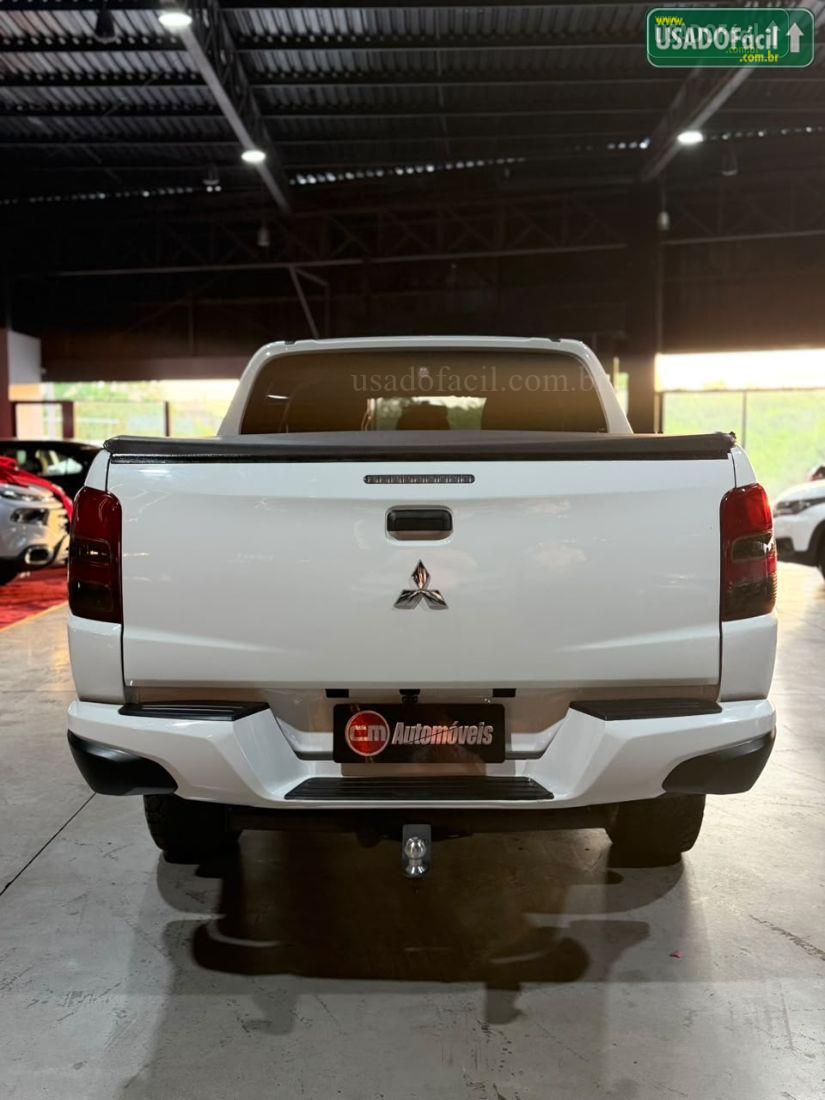 MITSUBISHI L200 Triton Spo 2.4 Automático Diesel 2023/2024 — foto 5 de 13
